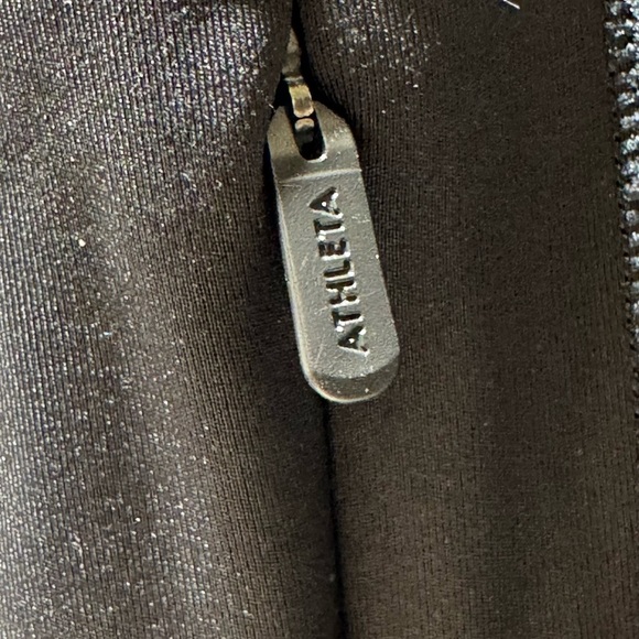 Athleta Ultimate Stash Colorblock black and purple medium leggings - Picture 9 of 15